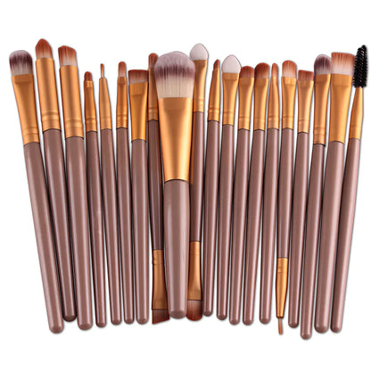 Cosmetic brush kit with 3cm nylon bristles and 14cm plastic handles in multiple colours