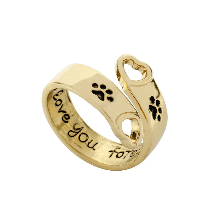 Elegant Dog Claw Ring with Adjustable Opening - Fashionable Accessory for Dog Lovers