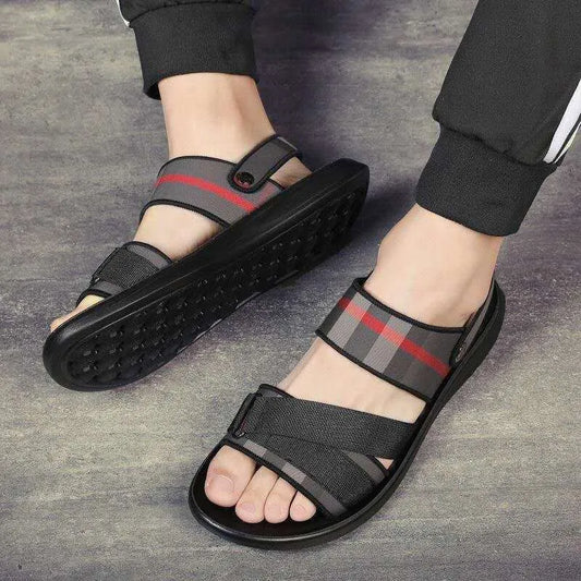 Youth sports sandals with Lycra upper and polyurethane sole in sizes 38-44 for summer wear