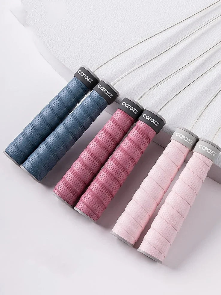 Professional silicone skipping rope with ball bearing handles and 3-metre cord for fitness training