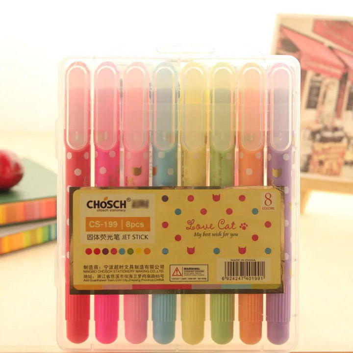 Solid highlighter marker pen with round head tip in 6-colour set including fluorescent and retro colour options