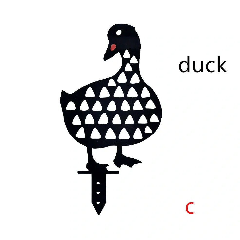 Set of powder-coated metal chicken yard art stakes, sizes 15-35 cm, with lifelike hen silhouettes for garden decor