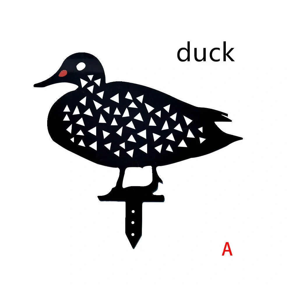 Set of powder-coated metal chicken yard art stakes, sizes 15-35 cm, with lifelike hen silhouettes for garden decor