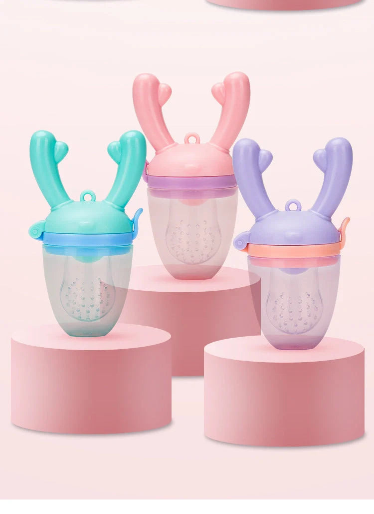 Baby food pacifier clips in cyan, pink, and purple with silica gel mesh bag for healthy snacking