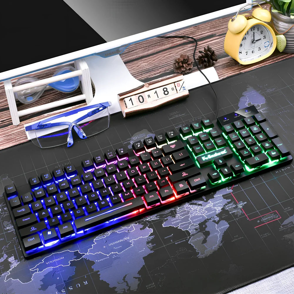 Black USB gaming keyboard with 104 keys, backlight illumination and waterproof design