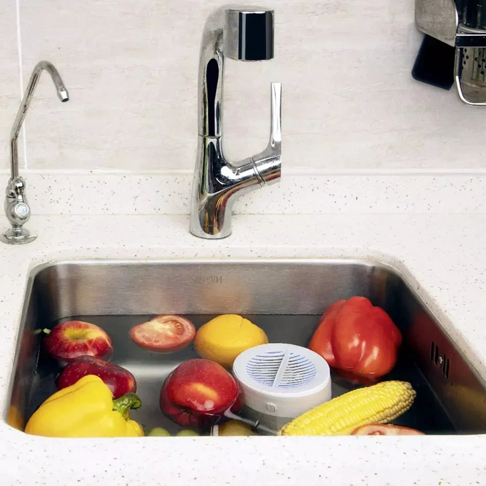 White 4L food material purifier with polyester basket for fruit and vegetable disinfection, 20cm height