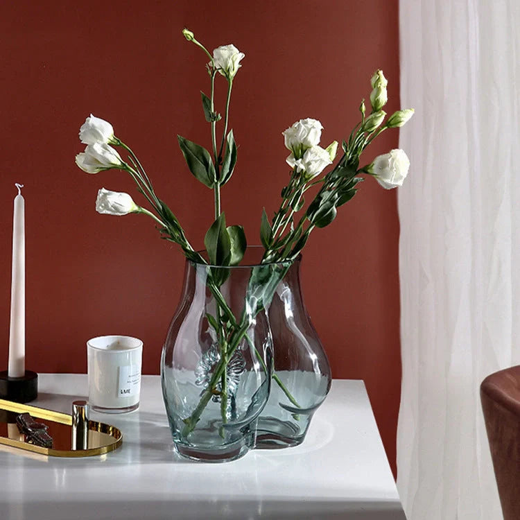 European style character floral vase for table decor with unique modeling