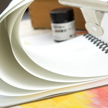 Green spiral-bound water-soluble colour lead sketchbook in 8K and 16K sizes.
