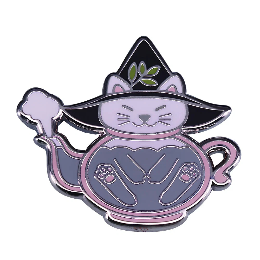 Copper brooch with 4cm diameter and three style variations in individual packaging