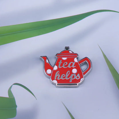 Copper brooch with 4cm diameter and three style variations in individual packaging