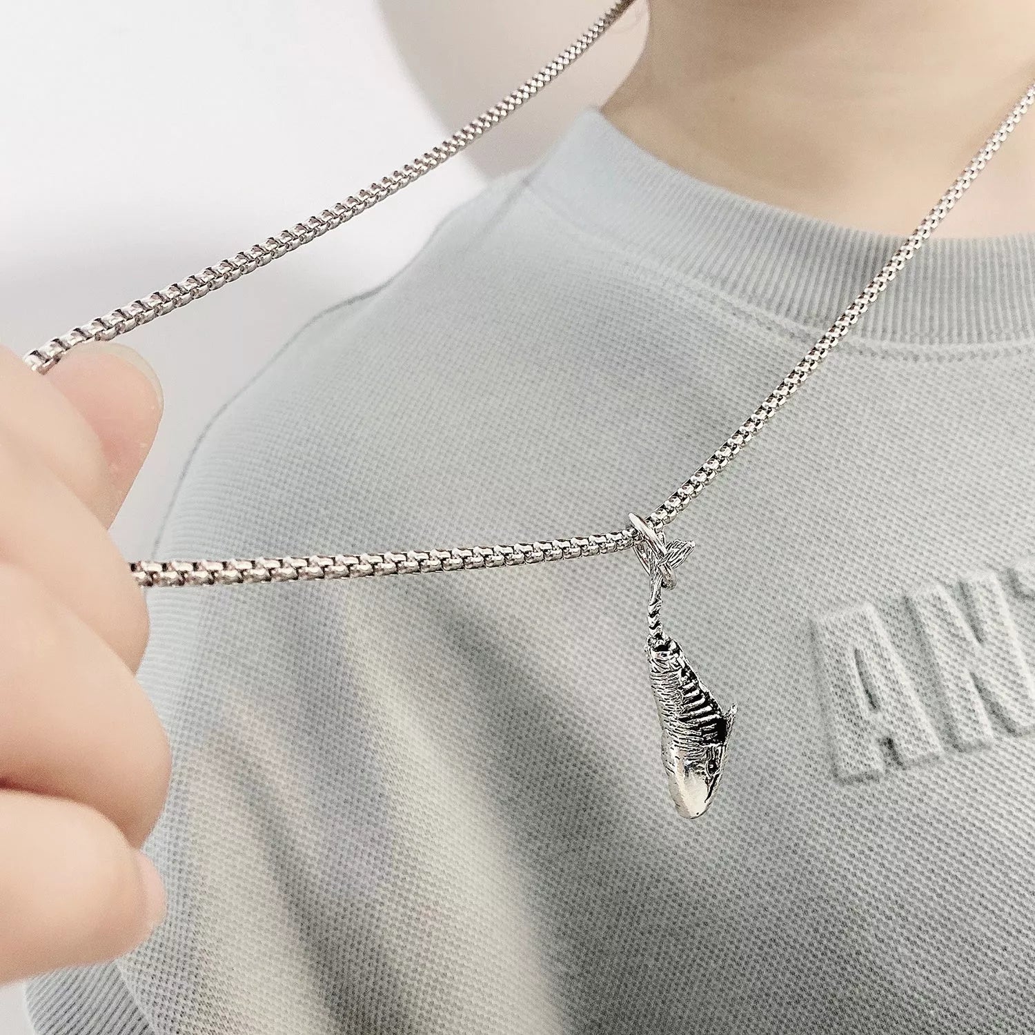 Adjustable titanium steel whale necklace with unique pendant for men and women