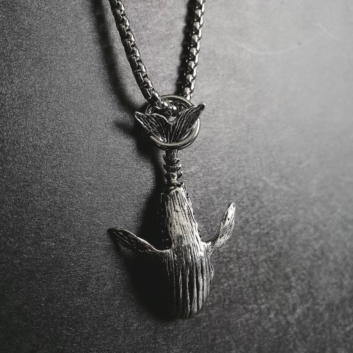 Adjustable titanium steel whale necklace with unique pendant for men and women