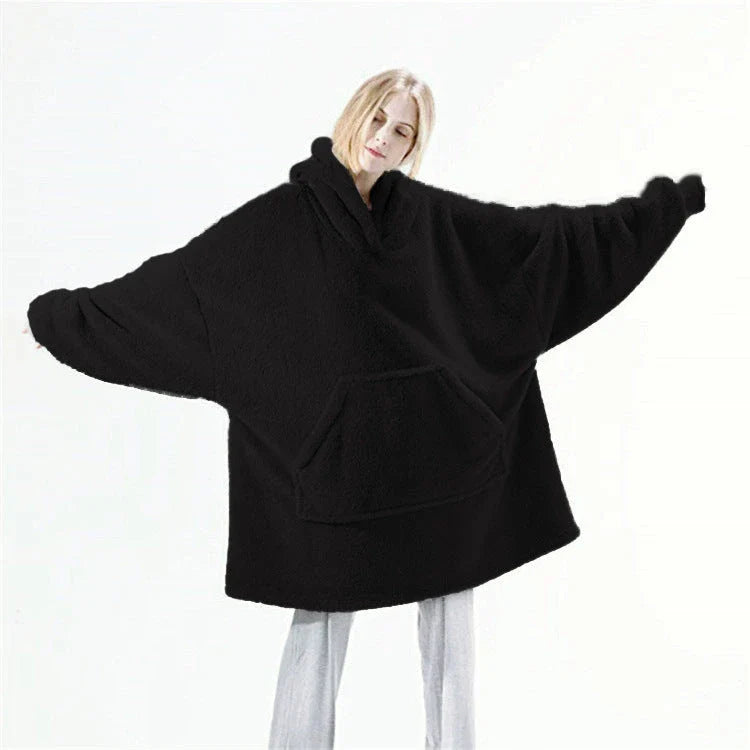 Cozy hooded sweatshirt with oversized front pocket, made of premium double-sided fleece fabric for maximum warmth and comfort
