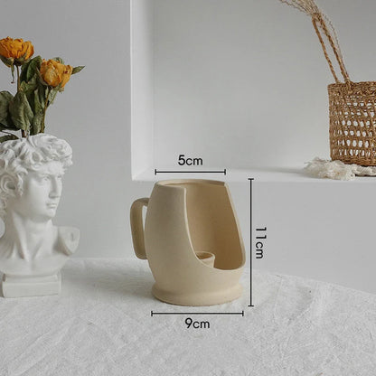 Nordic style ceramic vase for dry flower arrangements, perfect for home decor.