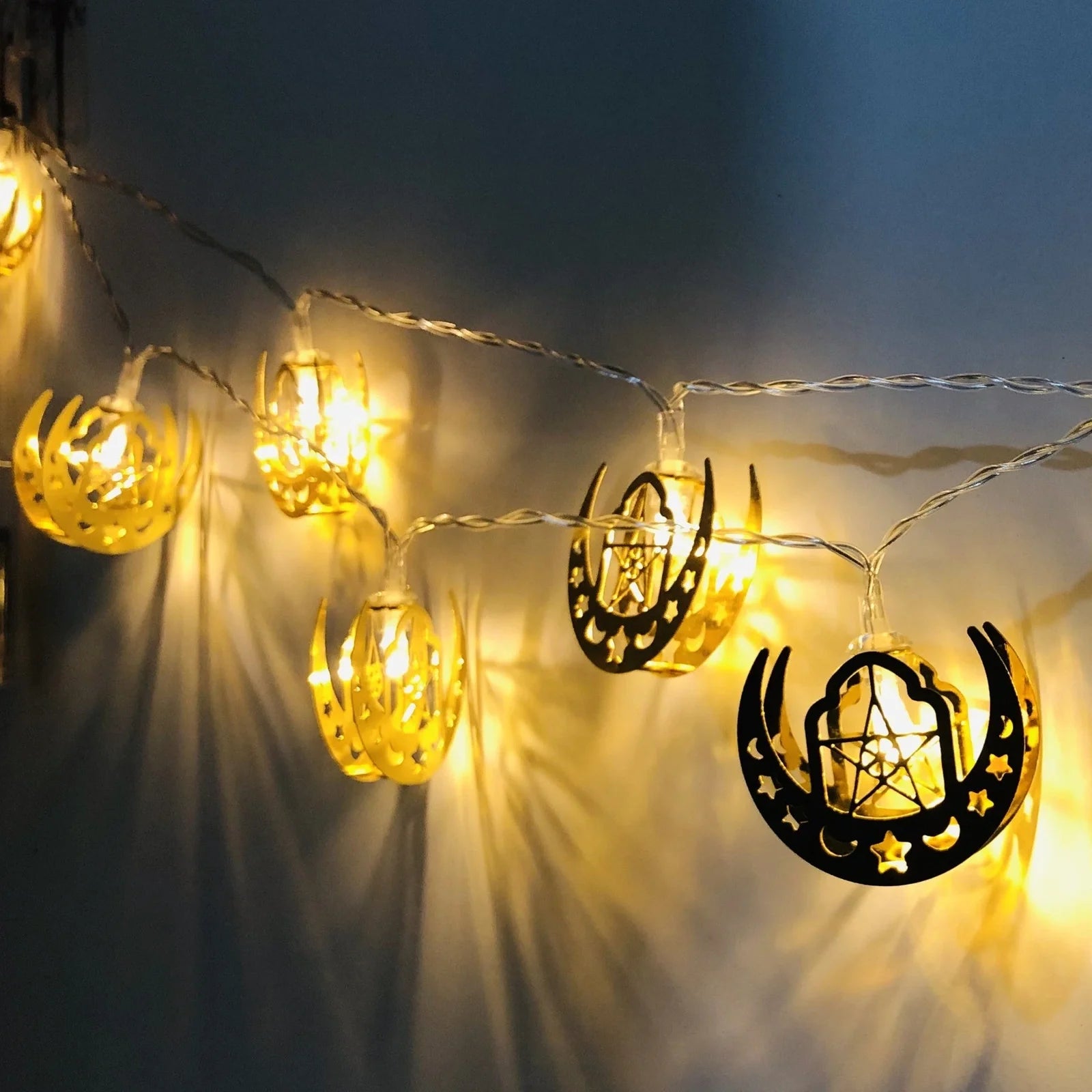 Gold moon and star pendant LED string lights for Ramadan with battery operation