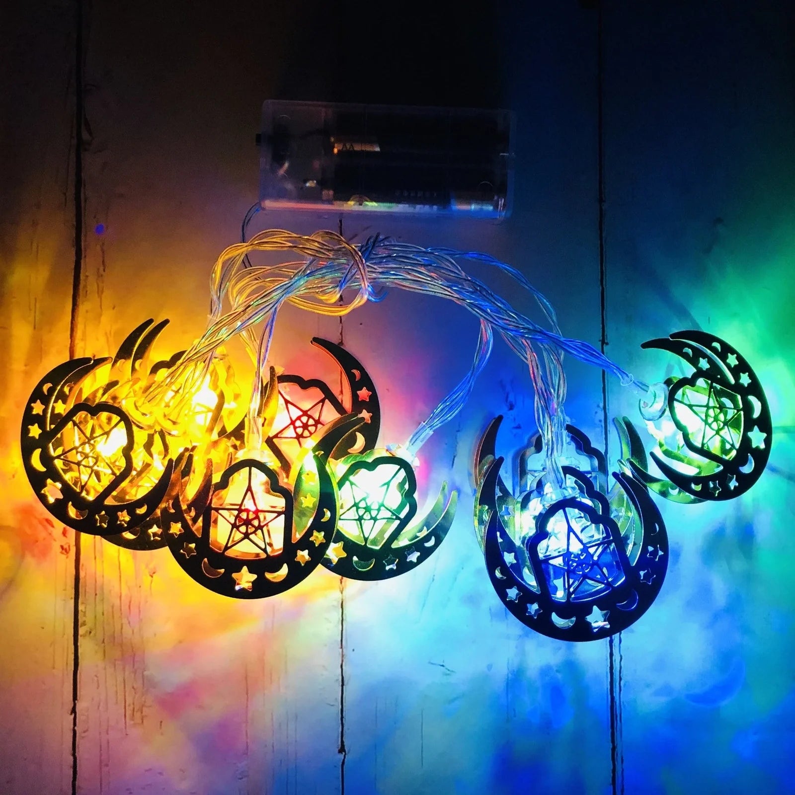 Gold moon and star pendant LED string lights for Ramadan with battery operation