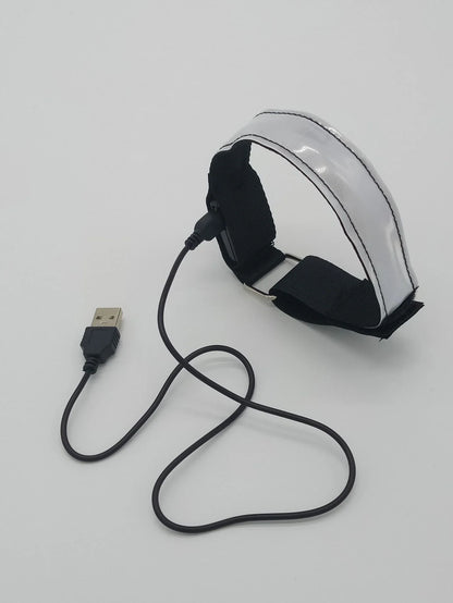 Luminous Night Running Armband with USB Charging, Reflective Material, and Secure Fit for Increased Visibility and Safety During Nighttime Workouts