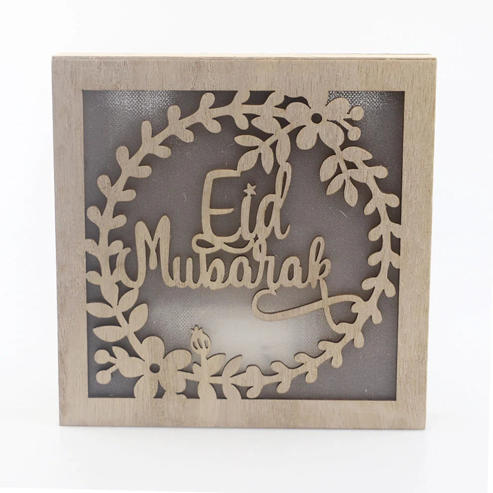 Hand-carved wooden square Eid decoration with pavilion patterns measuring 15cm
