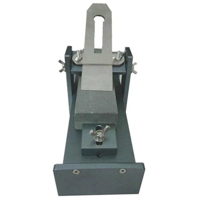 Fixed angle sharpening tool made of aluminium and stainless steel for sharpening woodworking chisels and planers.