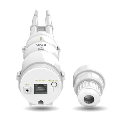White AC600 outdoor dual-band wireless access point for long-range WiFi extension.