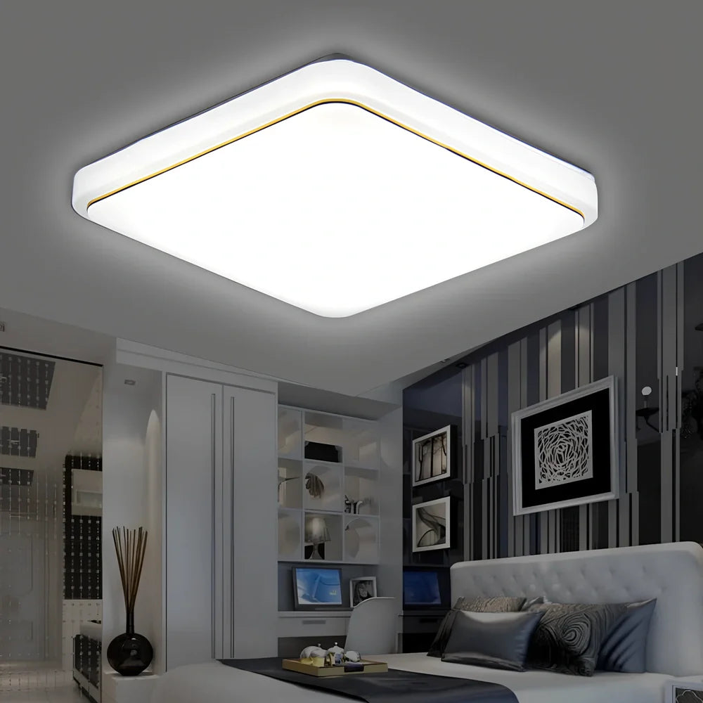 Square ceiling lamp with rectangular shade in gold or silver finish, dimensions 22x22cm, 30x30cm, or 40x40cm