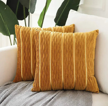 Striped velvet pillow cover in plush flannel velvet material measuring 45x45cm