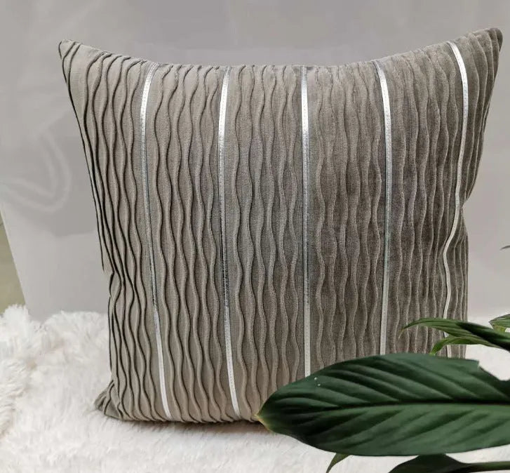 Striped velvet pillow cover in plush flannel velvet material measuring 45x45cm