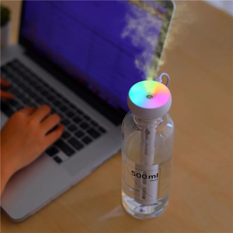 Donut mini humidifier USB car sprayer with compact design and unlimited water capacity