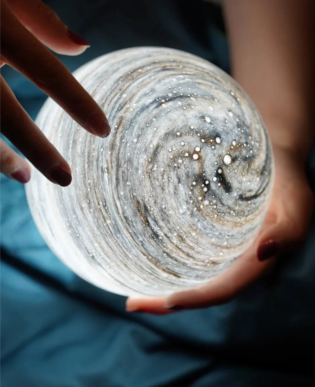 Mesmerizing Celestial Lamp with 3D planet display and customizable lighting modes for enchanting home decor