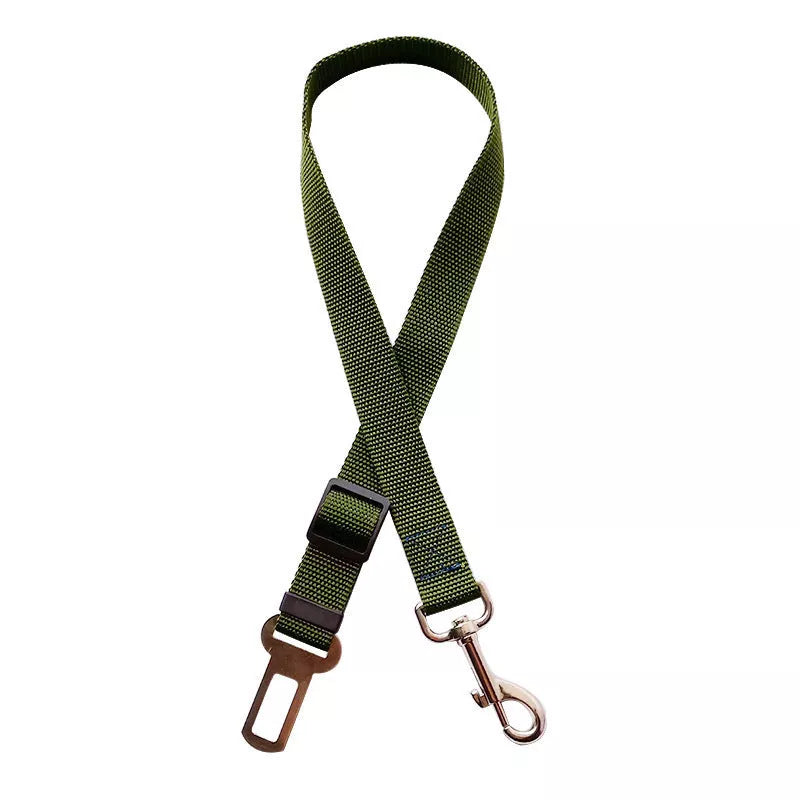 Adjustable pet car seat belt for dogs and cats with zinc alloy clip in multiple colors