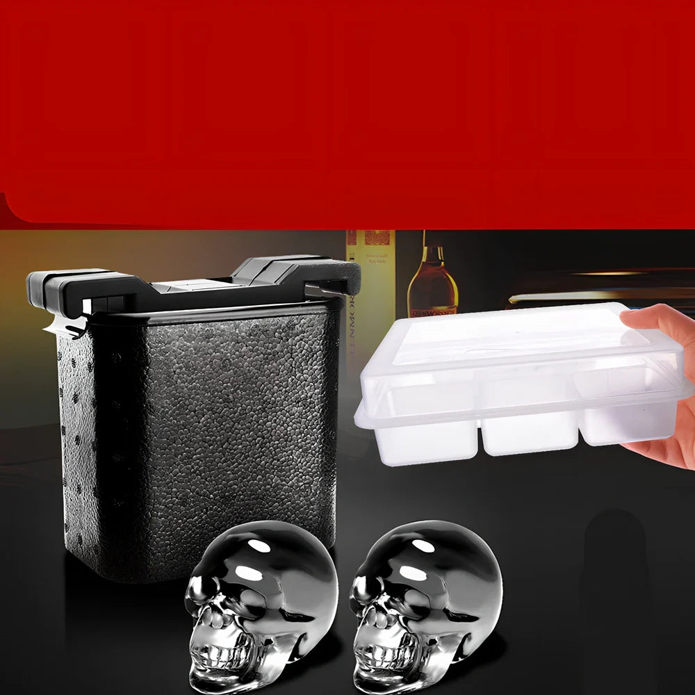 Whiskey ice cube tray with crystal clear hockey puck and skull shaped ice cubes measuring 11.5x17.5x19.5cm