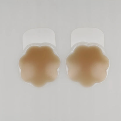 Silicone nipple cover pasties with eight flower shape and lace detailing measuring 8-10cm in diameter