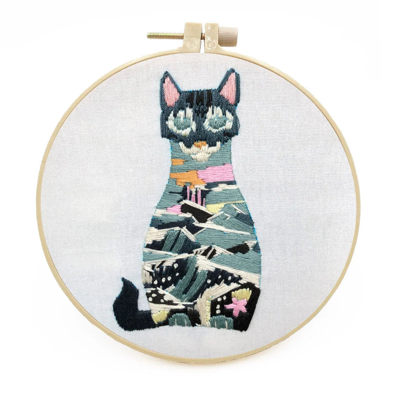 Beginners embroidery kit for cats DIY 3D cross stitch materials cotton linen fabric handmade craft kit for novice crafters European embroidery with 15cm embroidery stretch included in 20cm cat design