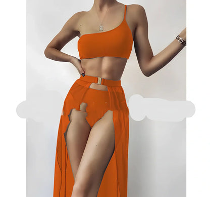 Three-piece solid colour swimsuit with high-waist bottoms and removable chest pads in quick-drying polyester fabric