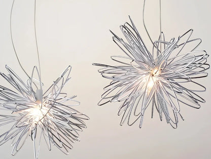 Aluminum wire star moon chandelier with 5W LED, 250mm wide, adjustable 0.6m height for warm or white light in 15-30㎡ areas