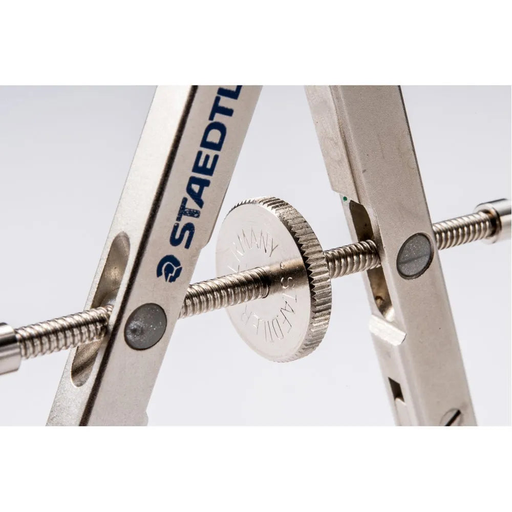 STAEDTLER 551 01 precision car compass with telescopic rod extended for 265mm circle drawing, steel construction