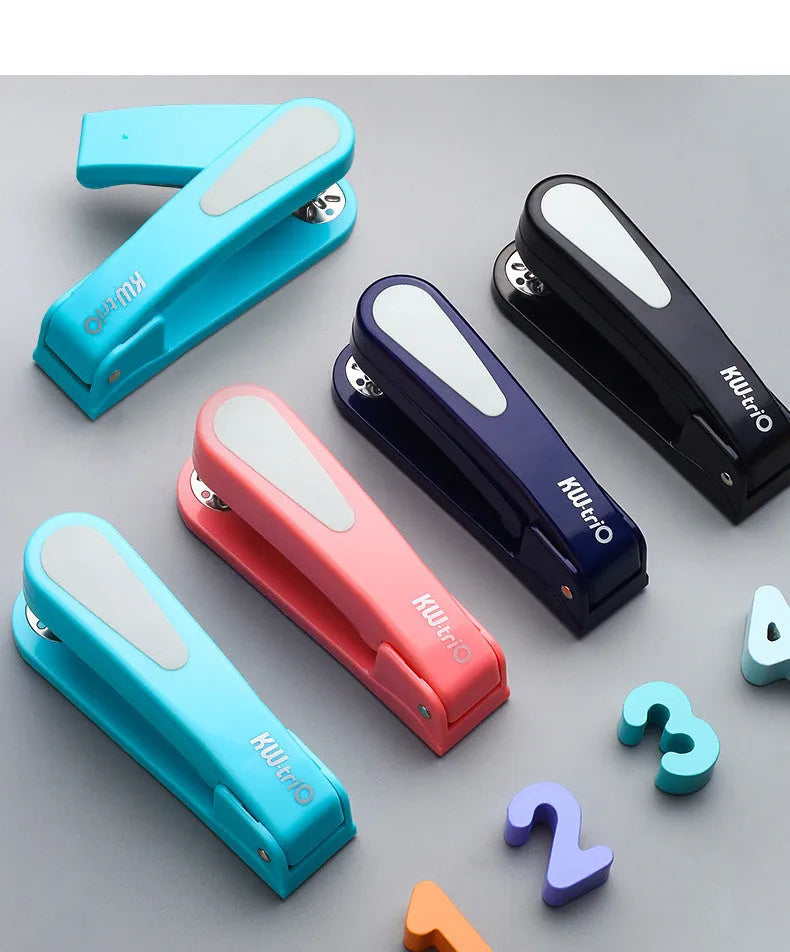 Rotatable stapler in dark blue showing 360° rotation, capable of binding 25 A4 sheets with eight direction options.