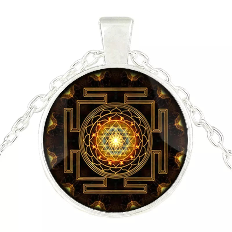Sacred Sri Lanka Yantra Time Gem Pendant Necklace in zinc alloy and glass