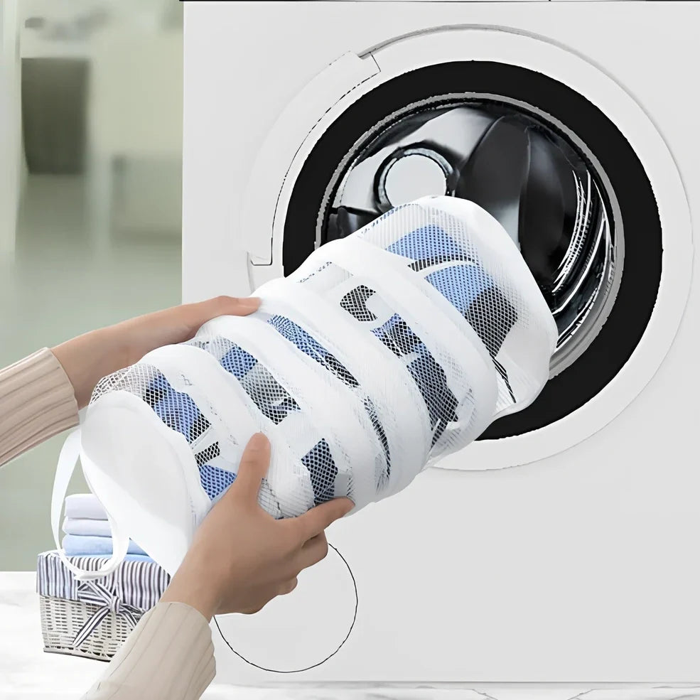 Blue round mesh shoe washing bag with 8mm foam layer and hidden zipper for machine protection, 35cm size