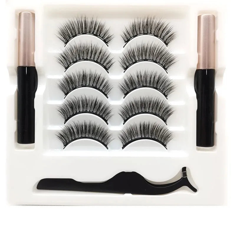 Magnetic eyelashes and eyeliner set with five pairs of false mink lashes in colour 003.