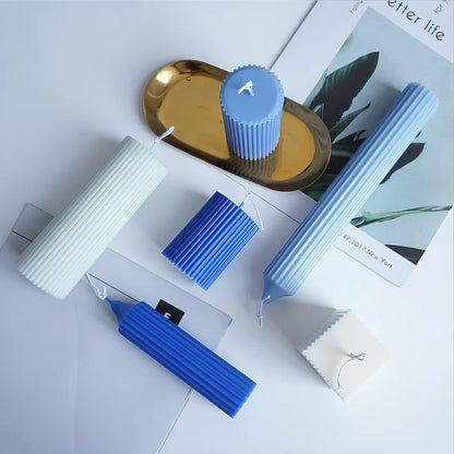 Semi-transparent acrylic candle mould showing temperature resistance from -40°C to 220°C with six style options