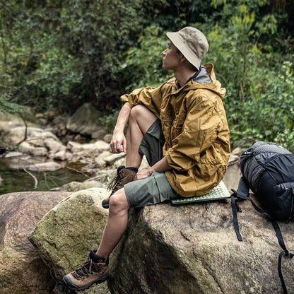 Folding moisture-proof camping mat in army green and khaki, perfect for outdoor use