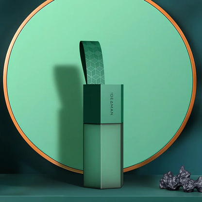 Green portable wireless blender with 400mL jug and single cutter head for fruit juices