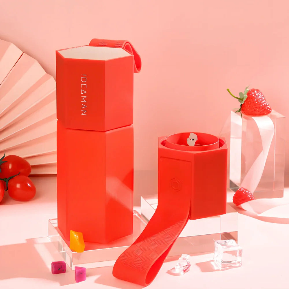 Green portable wireless blender with 400mL jug and single cutter head for fruit juices