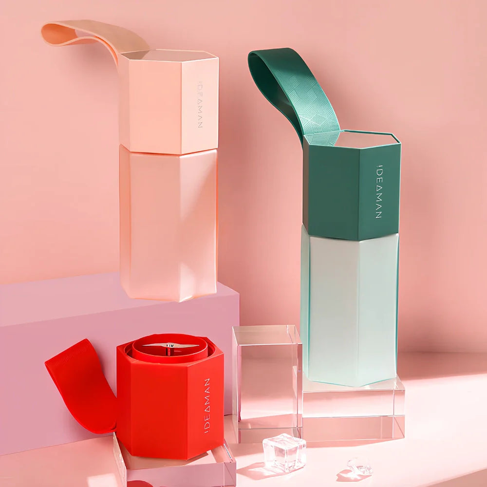 Green portable wireless blender with 400mL jug and single cutter head for fruit juices