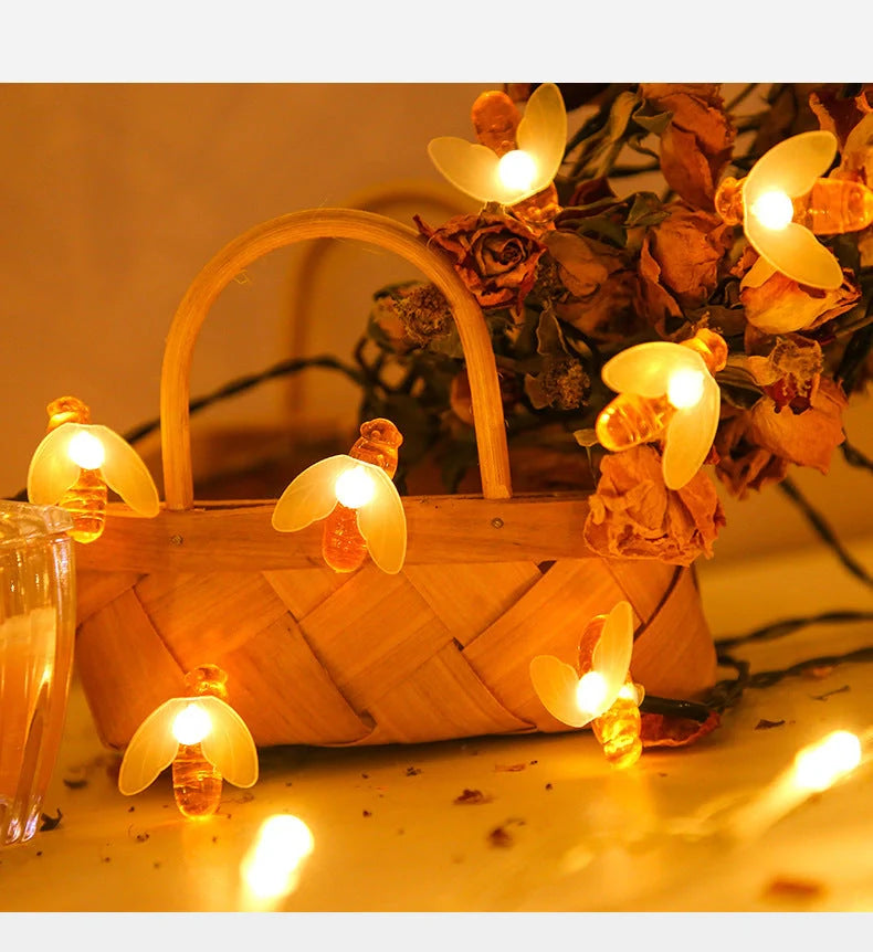 Solar-powered LED string lights for outdoor holiday decoration, waterproof and energy-efficient
