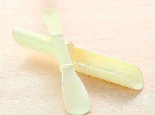 White plastic meatball maker tool showing 20cm diameter and 2.5cm meatball mould