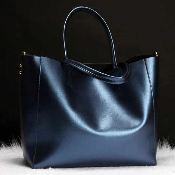 Women's cowhide leather shoulder bag with removable straps in choice of five colours.