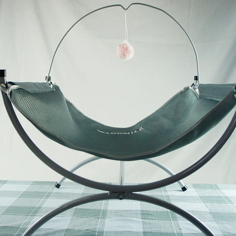 Four Seasons Universal Cat Recliner Bed measuring 45×45×35cm in grey colour with metal cloth construction