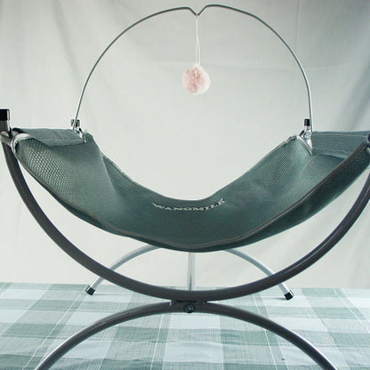 Four Seasons Universal Cat Recliner Bed measuring 45×45×35cm in grey colour with metal cloth construction